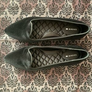 Black velvet flats by Birdies, Size 6 women
